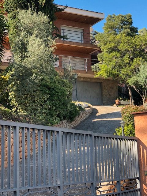 Vista exterior de Casa o chalet en venta en La Palma de Cervelló con Aire acondicionado, Calefacción y Jardín privado