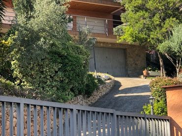 Xalet amb balcó en venda a Carrer Gabarres