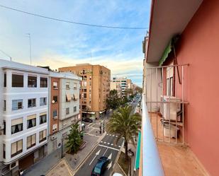 Exterior view of Flat for sale in  Valencia Capital  with Terrace, Storage room and Balcony