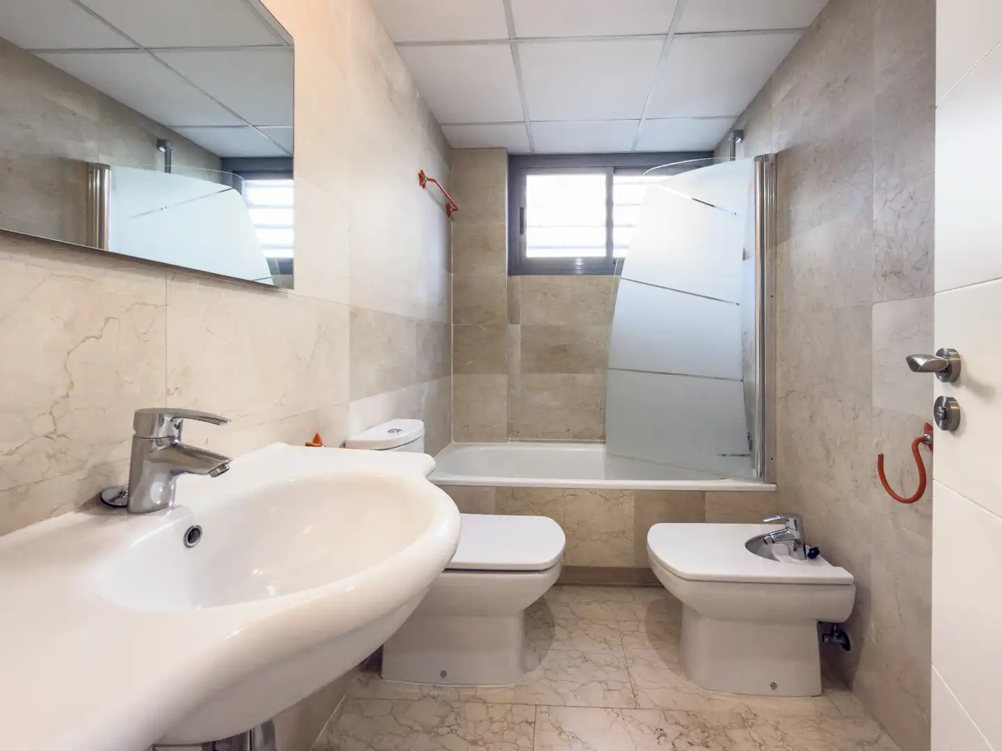 Badezimmer von Wohnungen zum Verkauf in El Verger mit Terrasse, Abstellraum und Möbliert