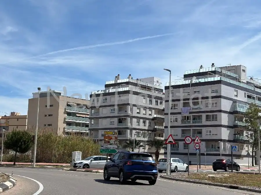 Piso con ascensor en venta en El Grao, imagen 2