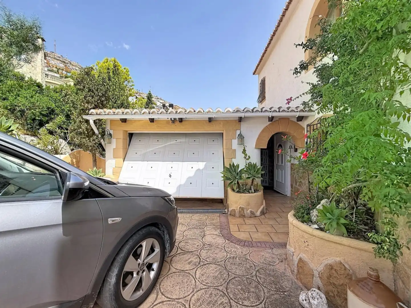 Vista exterior de Casa o chalet en venta en Benitachell / El Poble Nou de Benitatxell con Aire acondicionado, Calefacción y Jardín privado