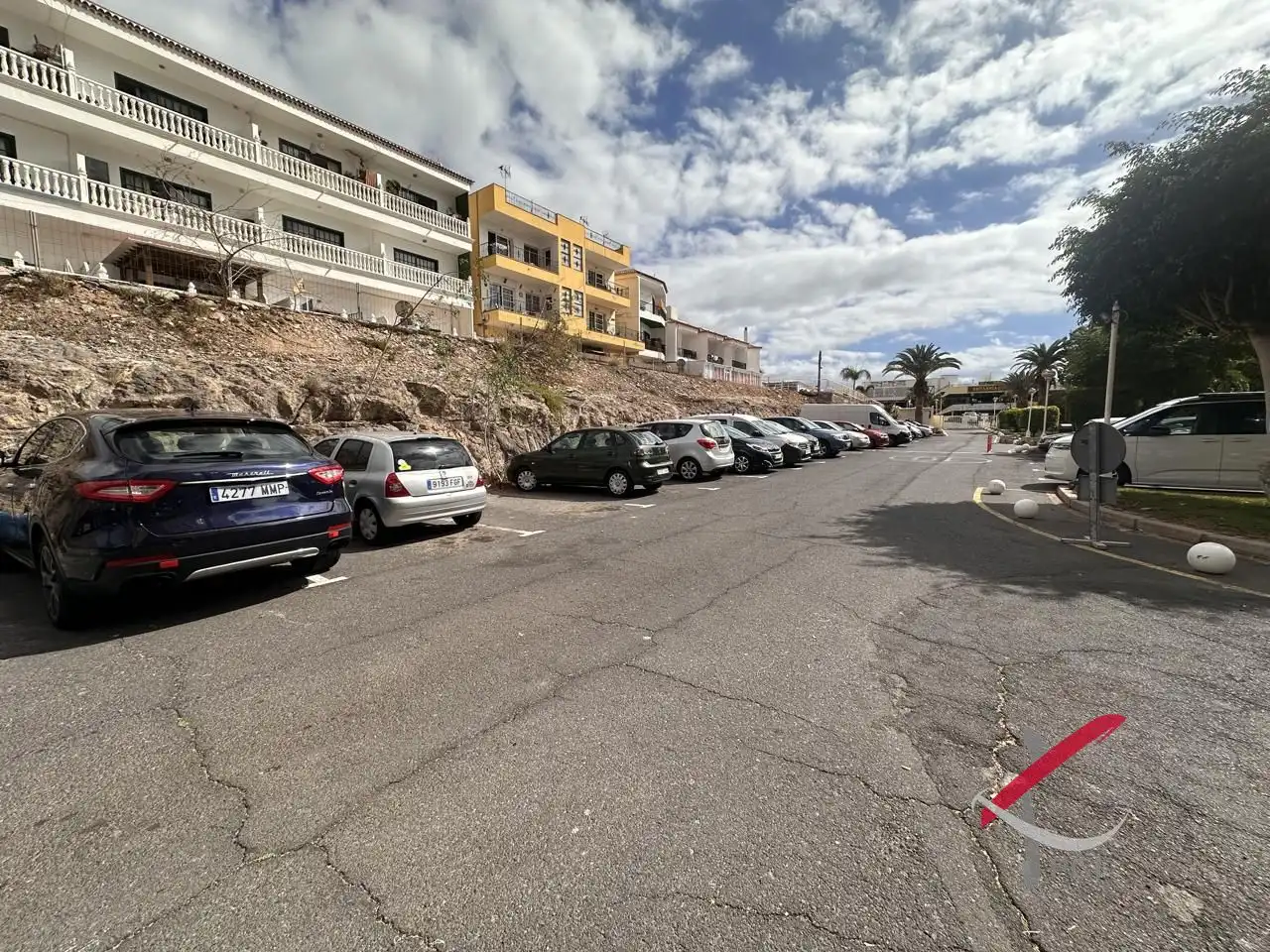 Parking de Piso en venta en Adeje con Terraza y Piscina comunitaria