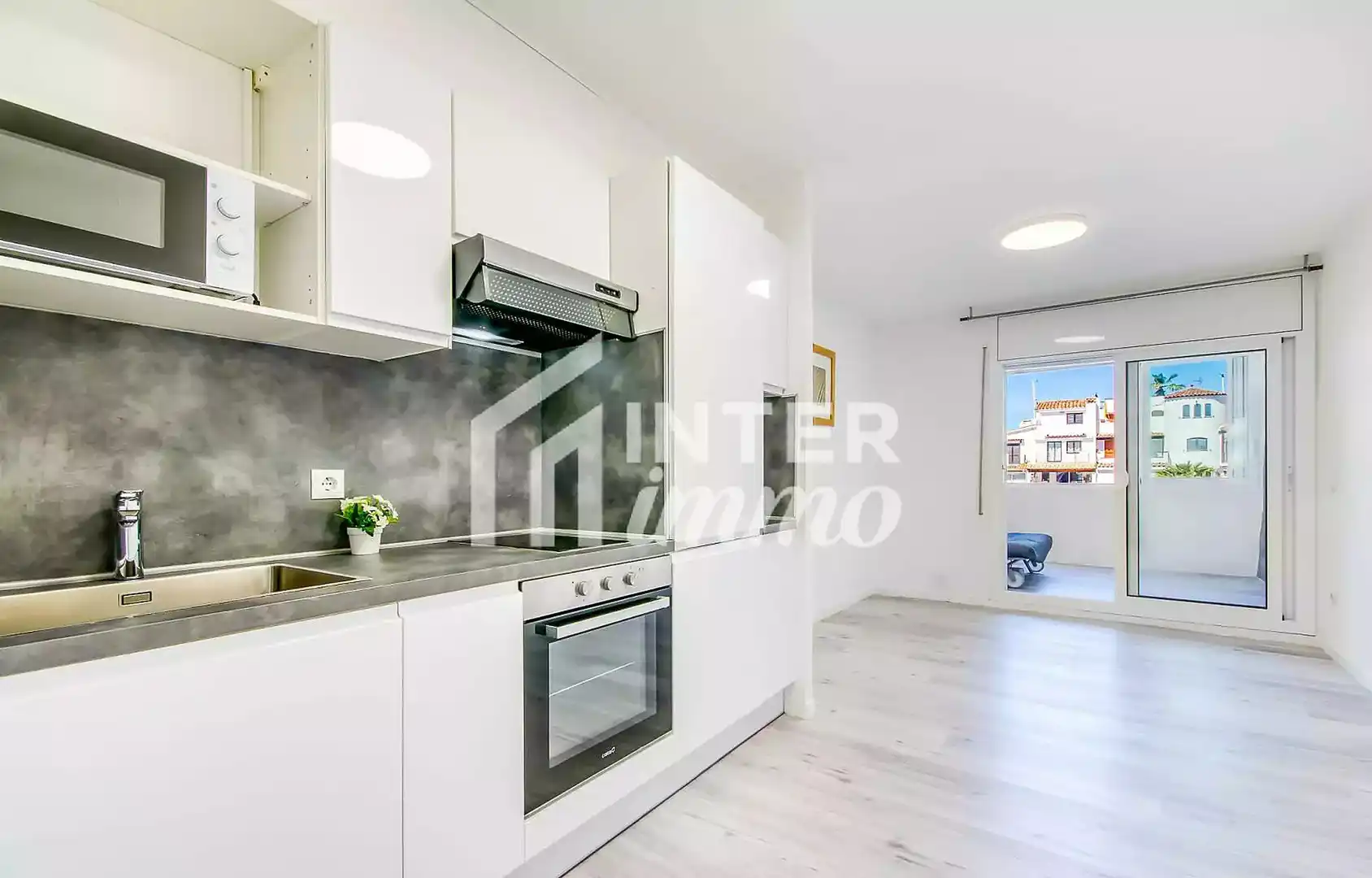 Kitchen of Study for sale in Empuriabrava  with Terrace