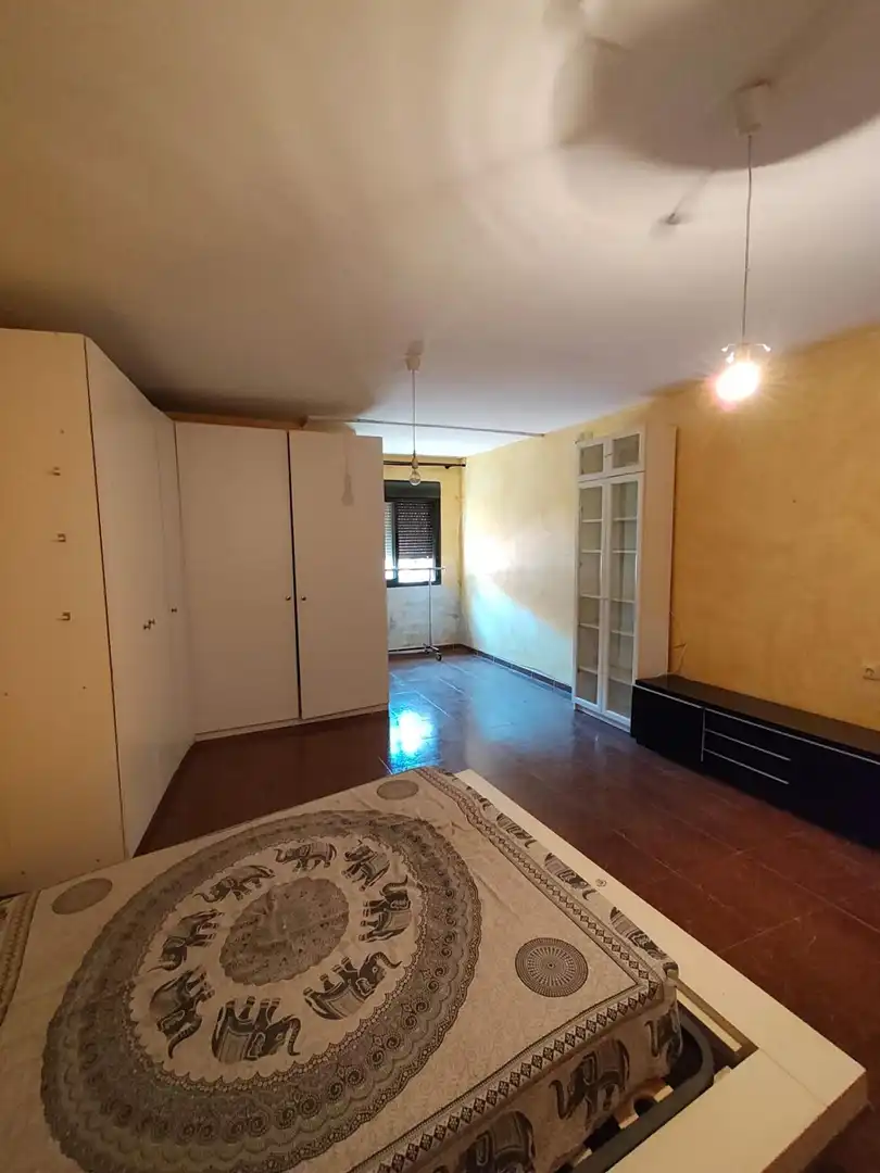 Dormitori de Casa adosada en venda en Morata de Tajuña amb Aire condicionat, Calefacció i Terrassa