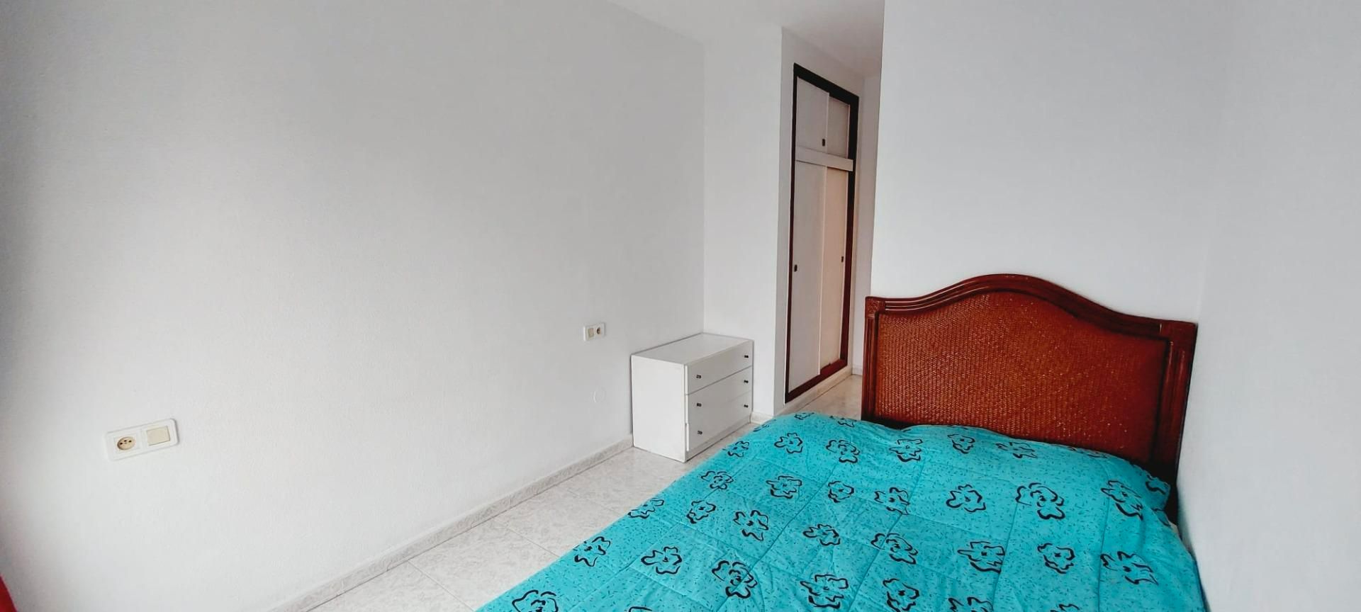 Bedroom of Flat for sale in Torrevieja  with Terrace and Furnished