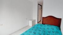 Bedroom of Flat for sale in Torrevieja  with Terrace and Furnished