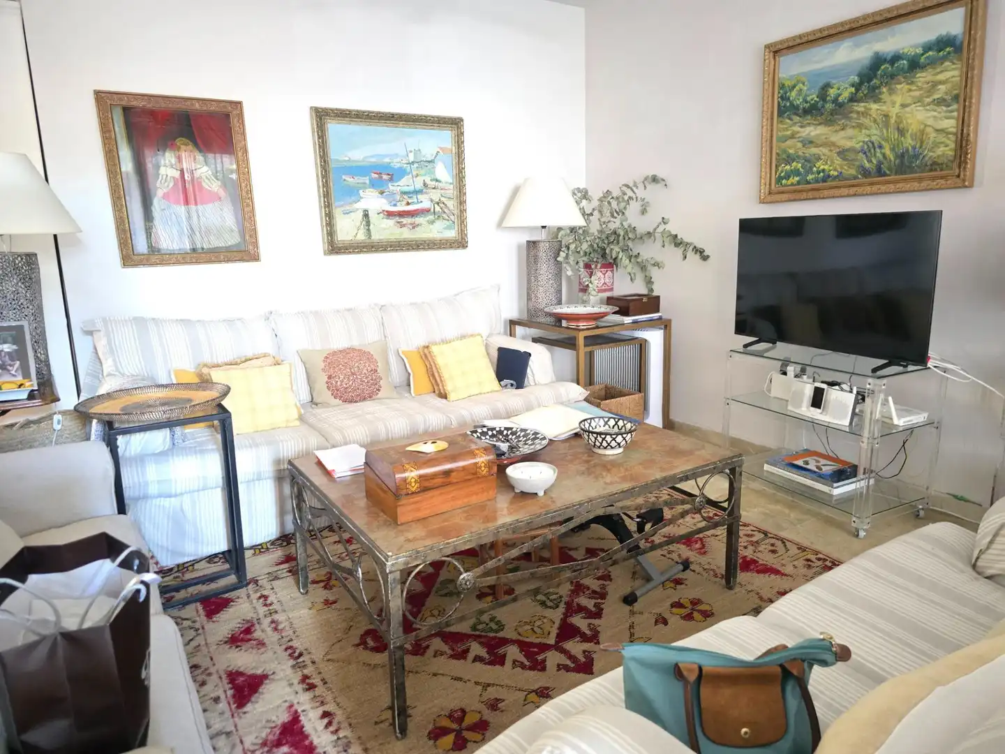 Living room of Detached homes for sale in Marbella  with Air Conditioner, Private garden and Terrace