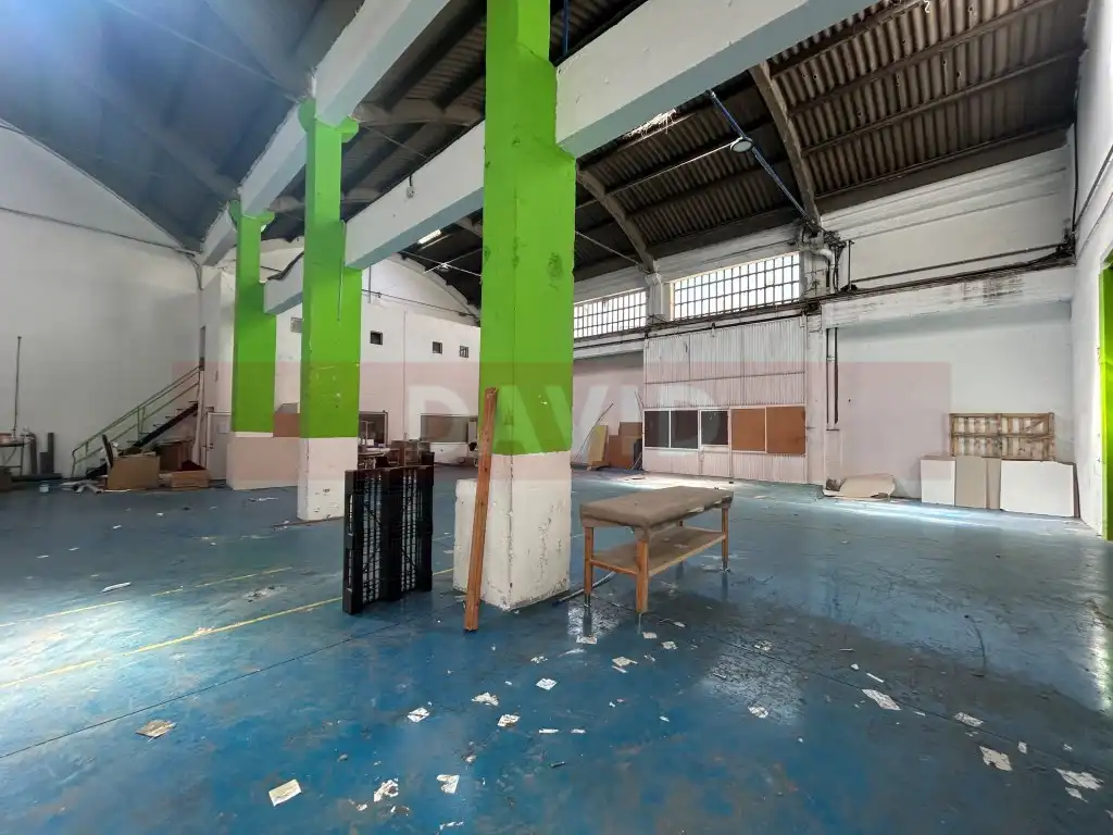 Industrial building for sale in Calle Crom Del, imagen 15