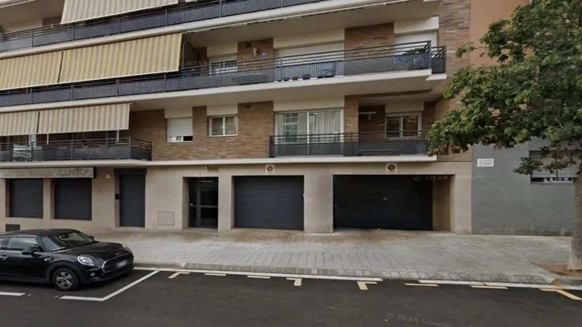 Aparcament de Apartament en venda en Terrassa amb Balcó