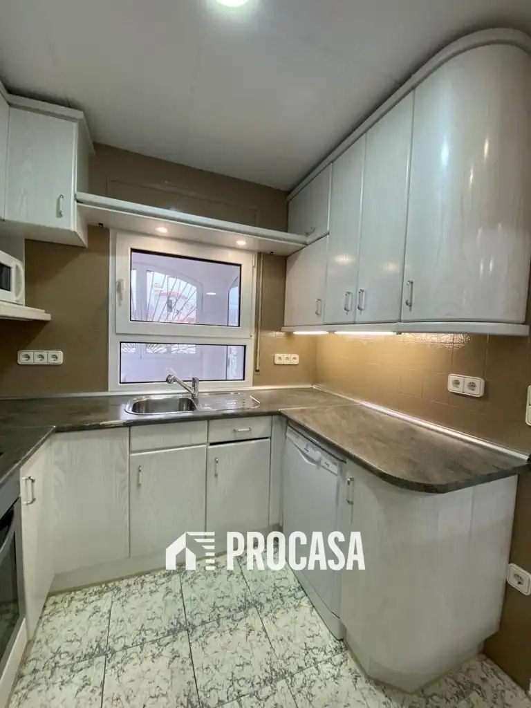 Villa con piscina in vendita a Segre, imagen 18