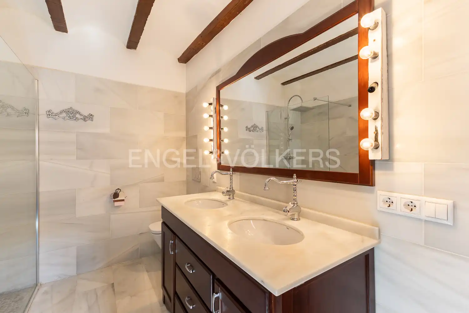 Baño de Casa o chalet en venta en Manuel con Aire acondicionado, Calefacción y Parquet