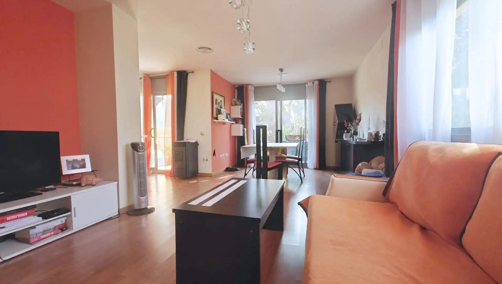 Maison mitoyenne avec jardin à vendre à Calle BARQUERA, imagen 2