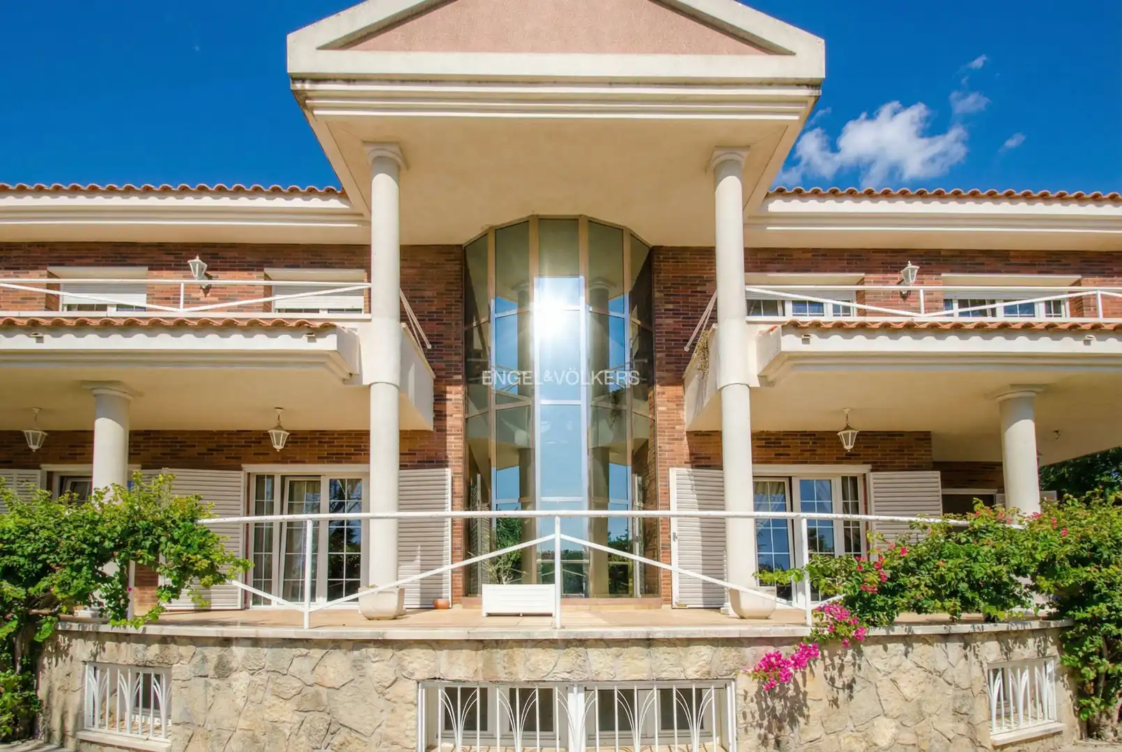 Casa amb piscina en venda a Carrer del Bergadà 3, imagen 3