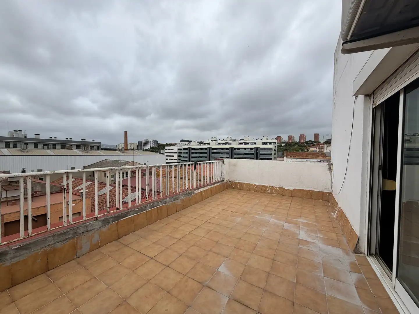 Terraza de Ático en venta en Cornellà de Llobregat con Terraza