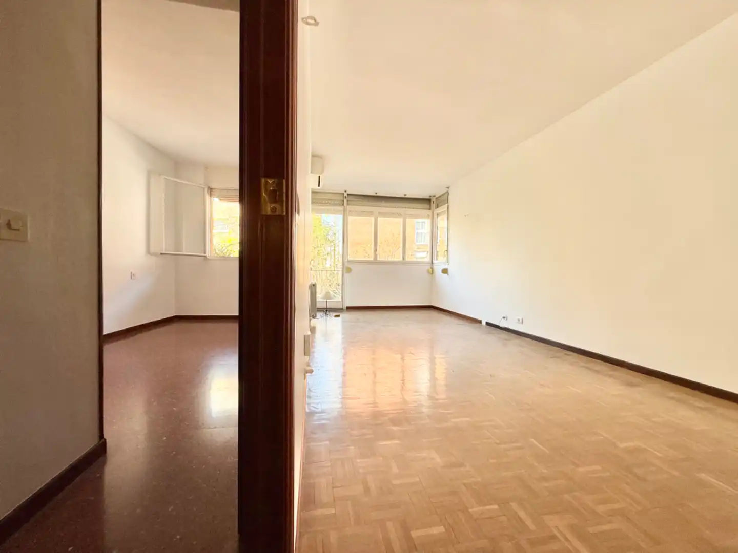 Bedroom of Flat for sale in Sant Just Desvern  with Air Conditioner, Heating and Parquet flooring