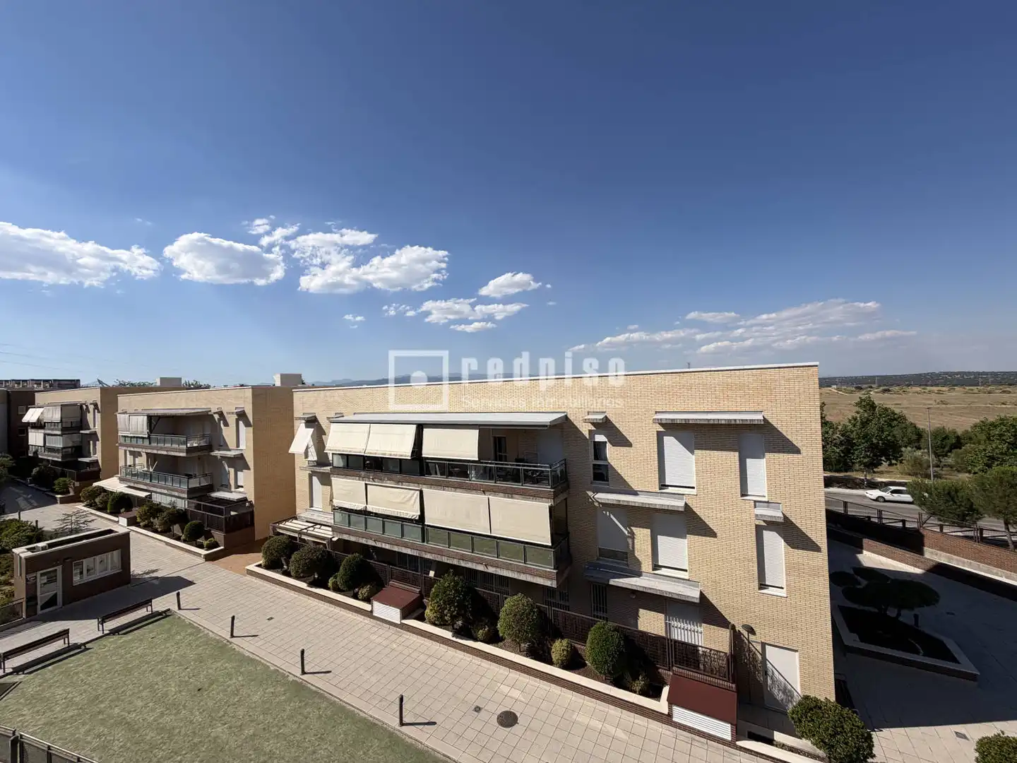 Vista exterior de Piso de alquiler en Las Rozas de Madrid con Jardín privado, Terraza y Trastero