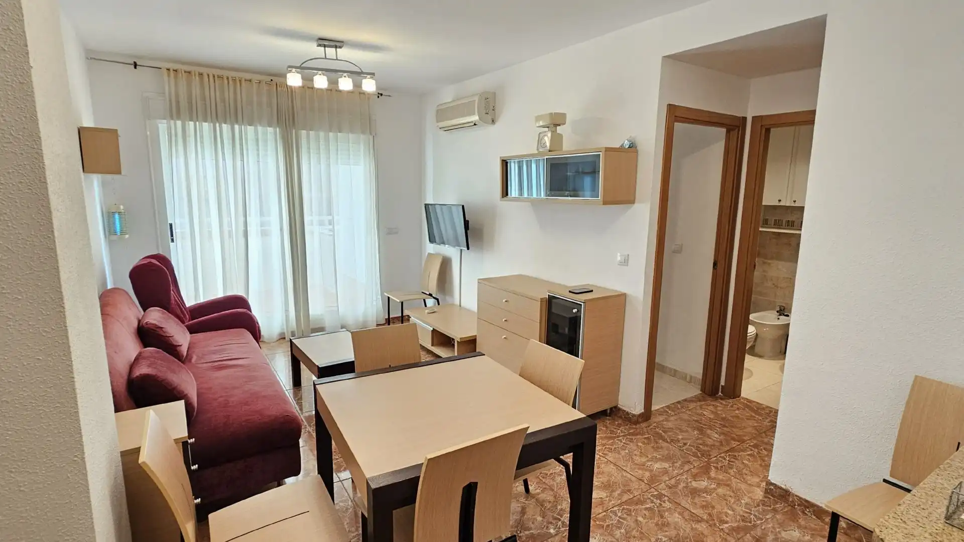Wohnzimmer von Wohnungen zum Verkauf in Oropesa del Mar / Orpesa mit Klimaanlage, Heizung und Terrasse