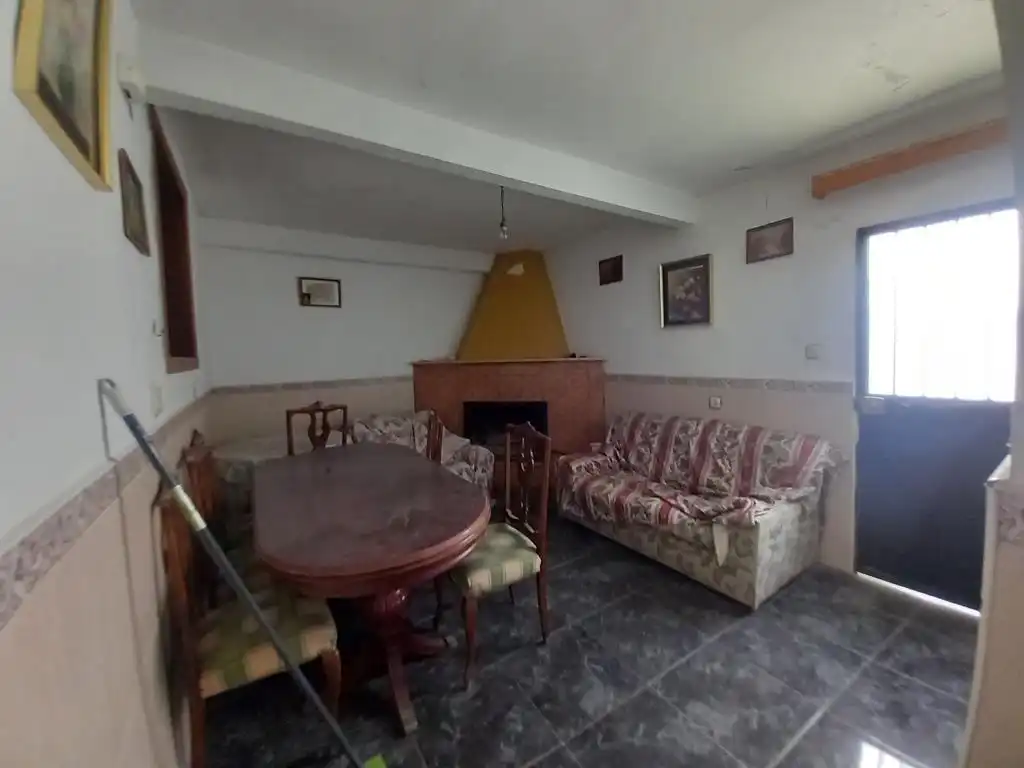 Sala de estar de Casa adosada en venta en Martos con Terraza, Amueblado y Balcón