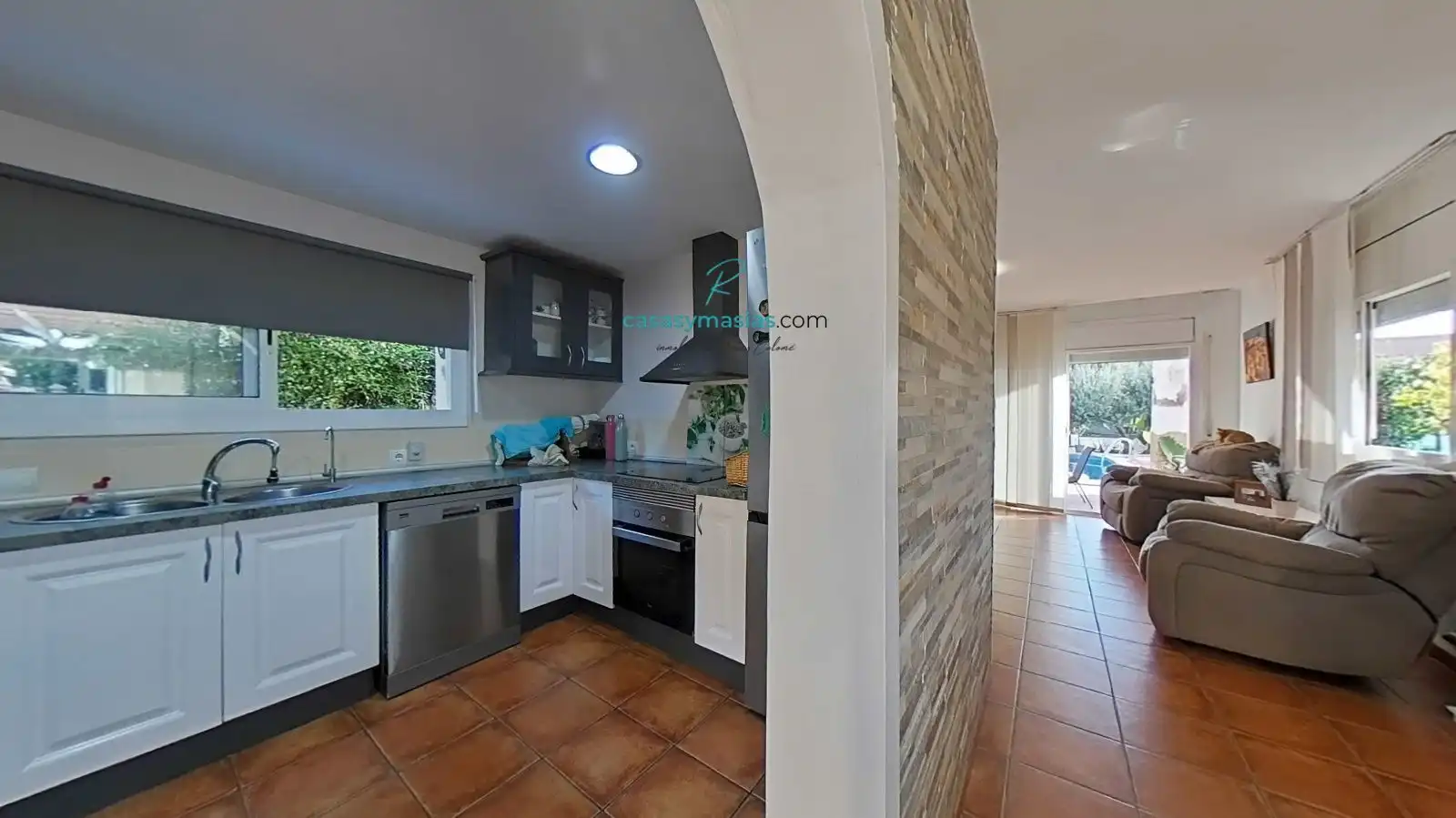 Cocina de Casa o chalet en venta en Cunit con Aire acondicionado, Calefacción y Piscina