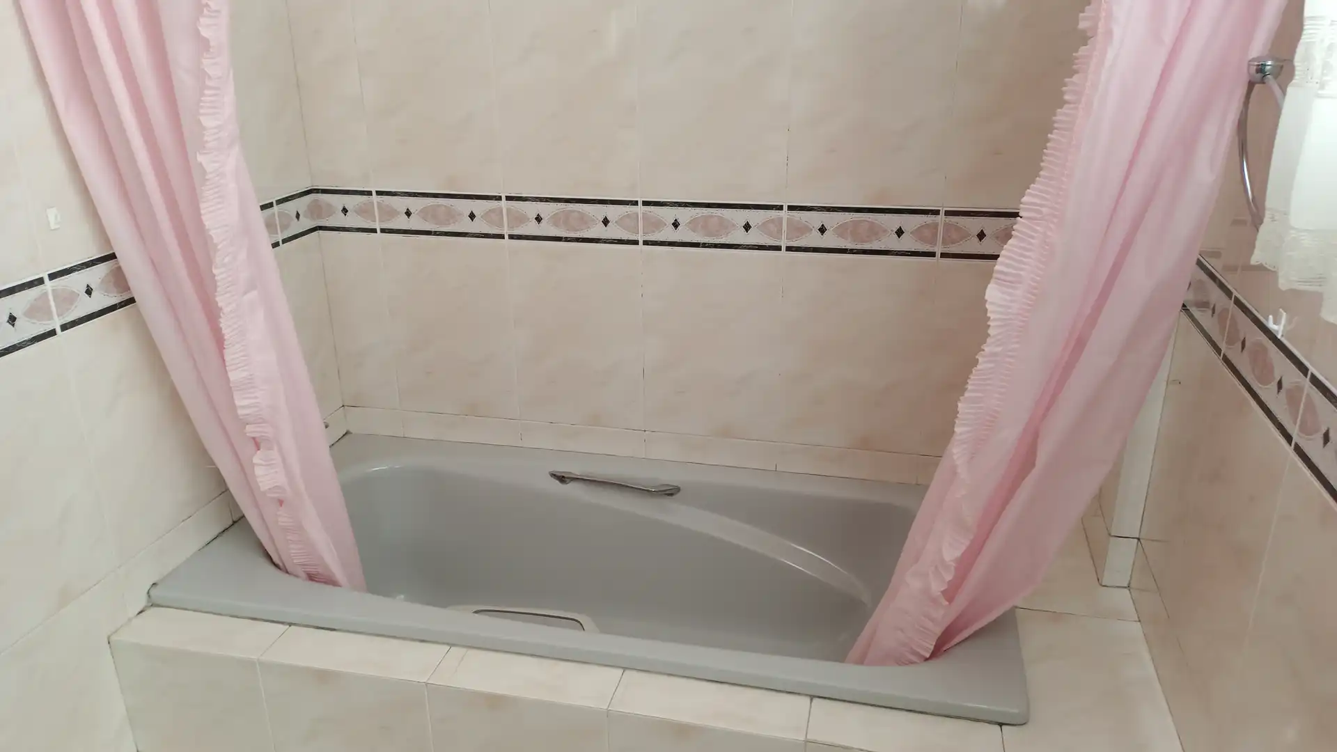 Badezimmer von Maisonette zum Verkauf in Vilalba mit Heizung und Möbliert