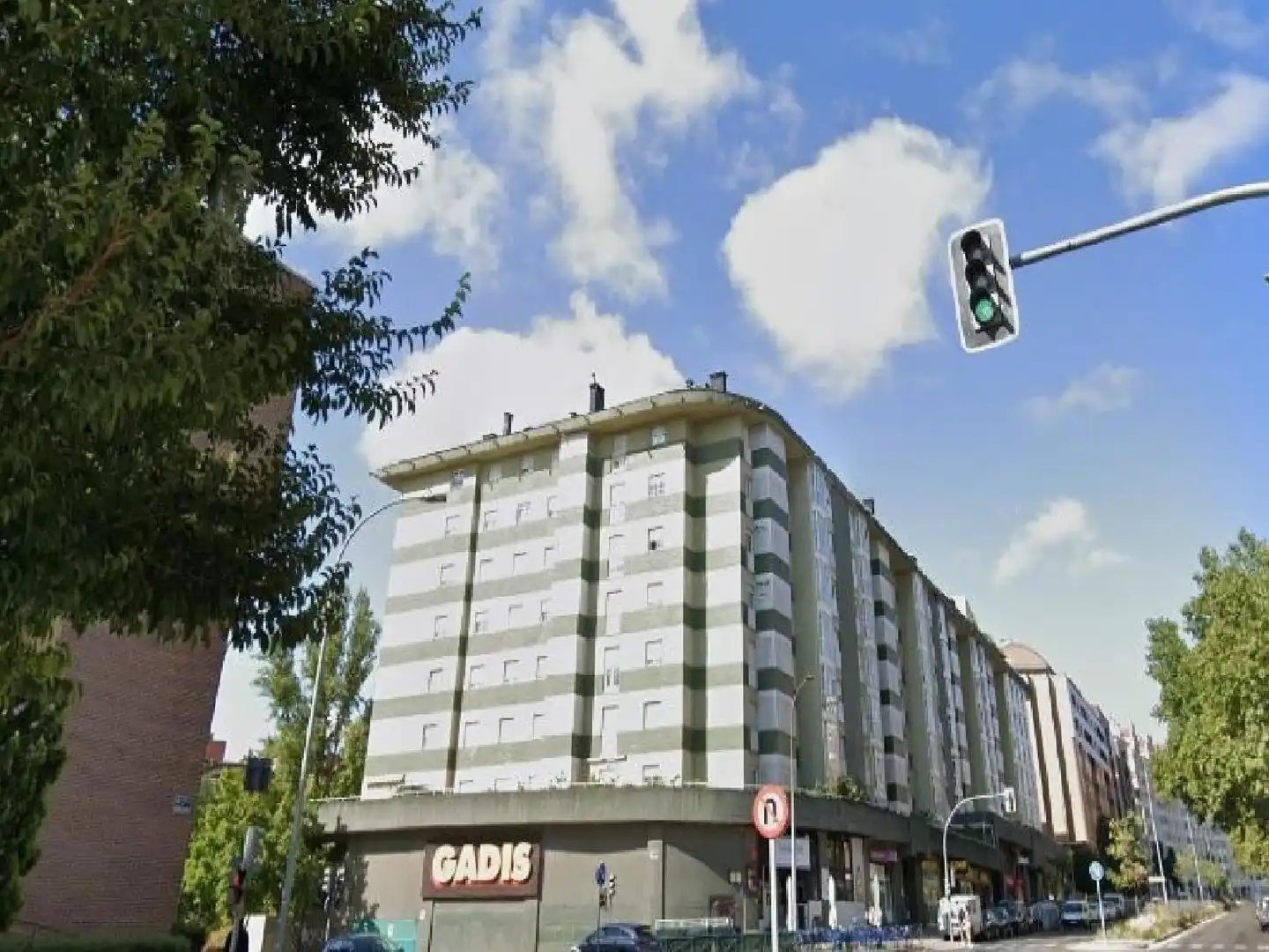 Vista exterior de Pis en venda en Valladolid amb Traster