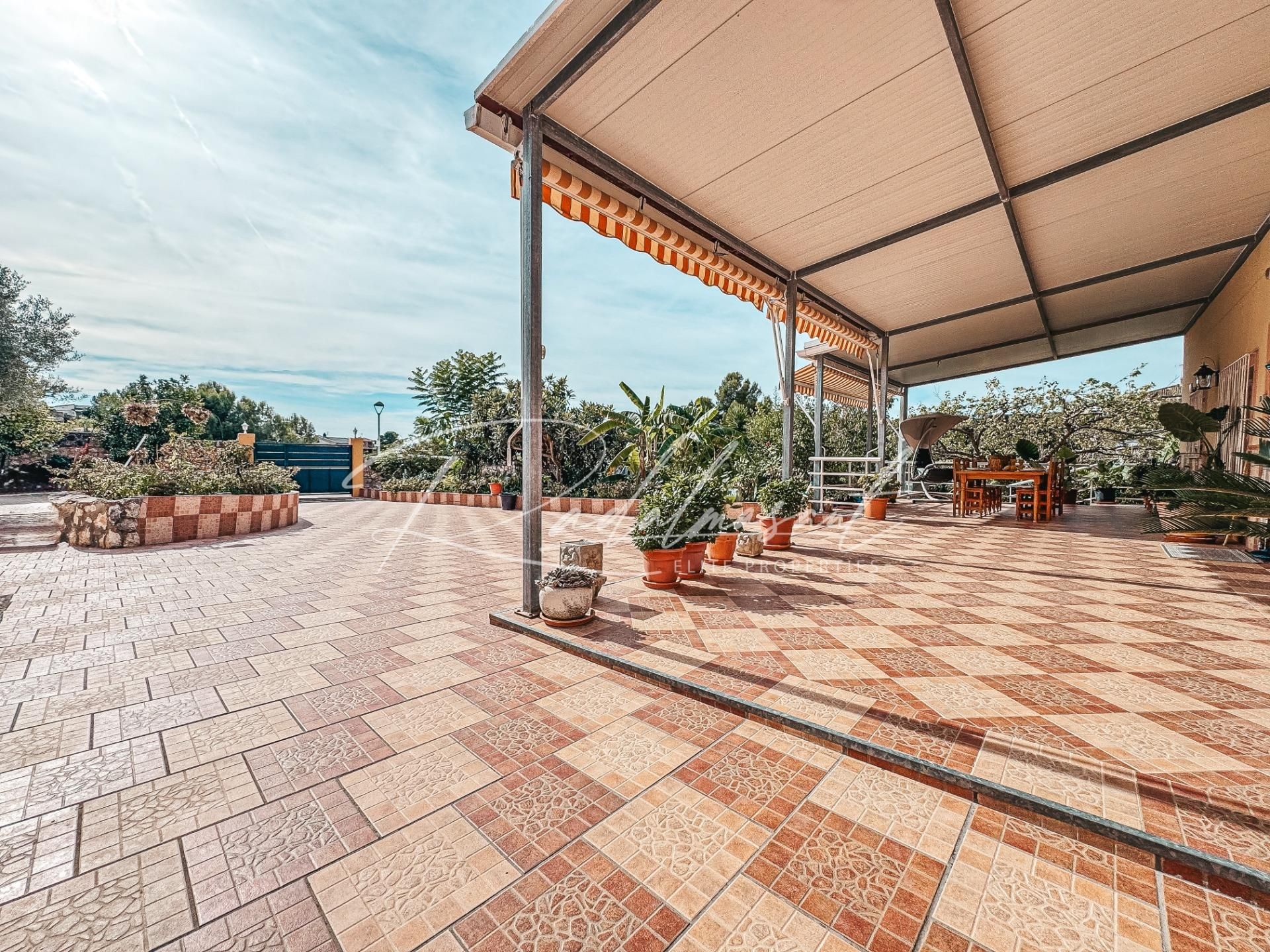 Terrassa de Casa o xalet en venda en  Tarragona Capital amb Jardí privat i Traster