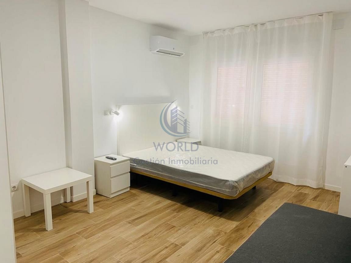 Bedroom of Study for rent in  Madrid Capital  with Air Conditioner, Heating and Furnished