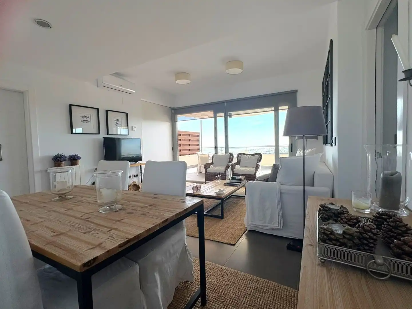 Sala d'estar de Àtic de lloguer en El Rompido amb Aire condicionat, Calefacció i Terrassa
