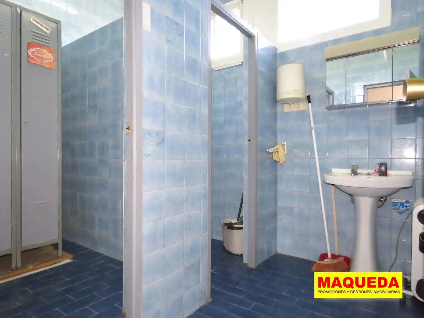 Bathroom of Industrial buildings for sale in Leganés  with Heating and Alarm