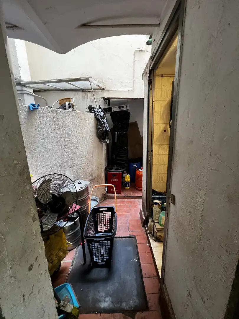 Business premises for transfer in Sants - Montjuïc, imagen 11