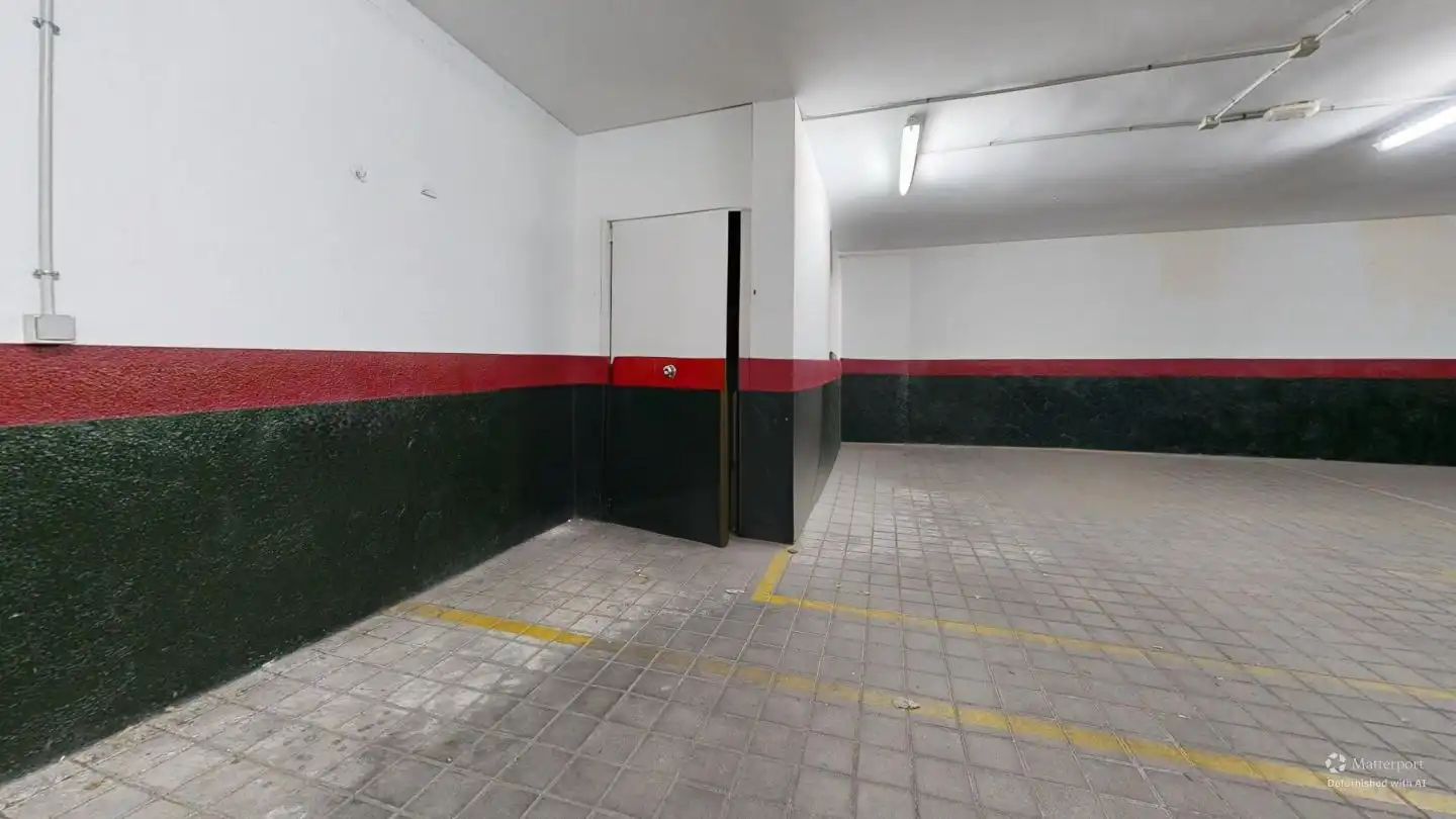 Parking of Office for sale in Madrid  with Air Conditioner, Heating and Storage room