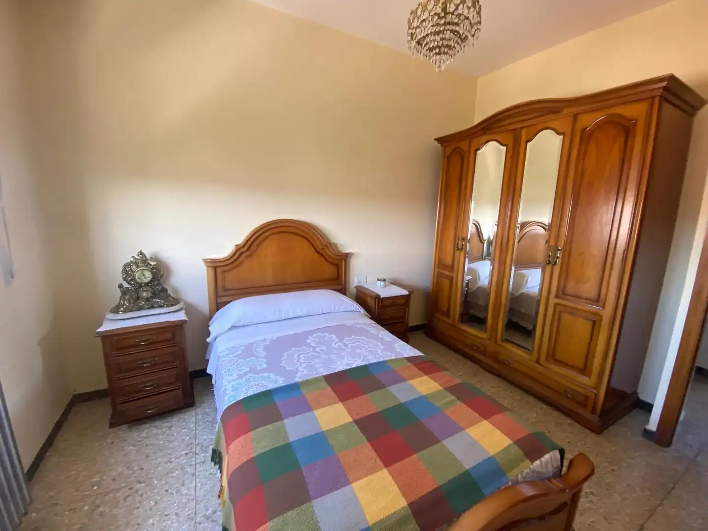 Habitación de Piso en venta en O Carballiño   con Calefacción, Terraza y Amueblado