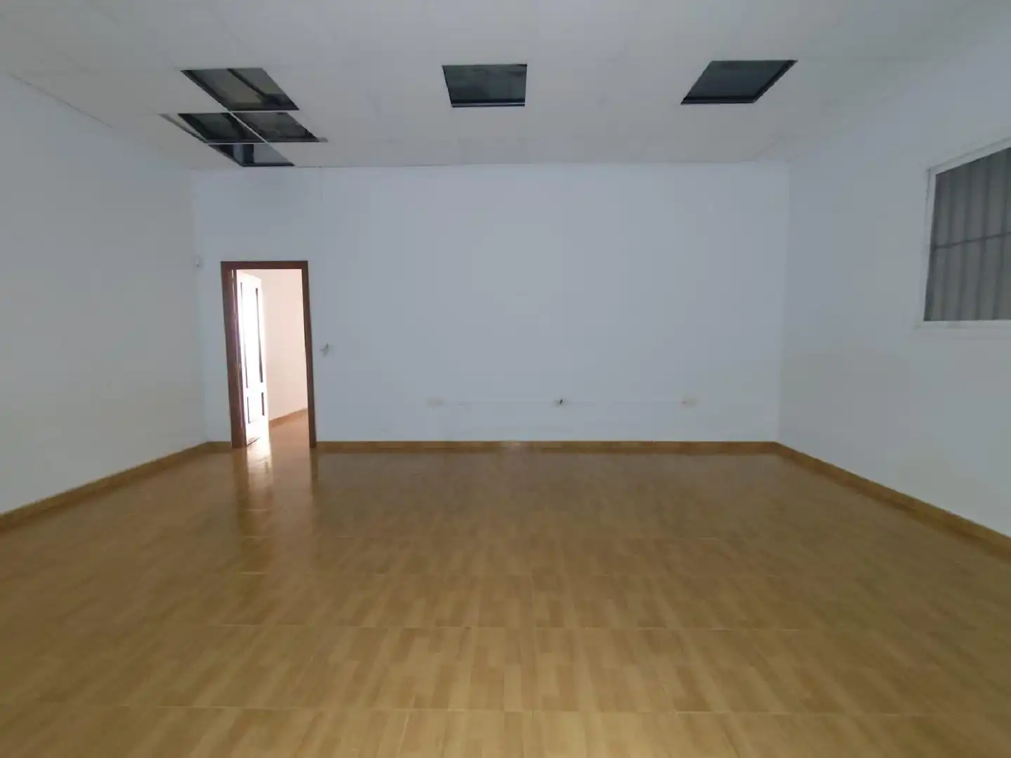 Commercial properties for sale in Bollullos Par del Condado