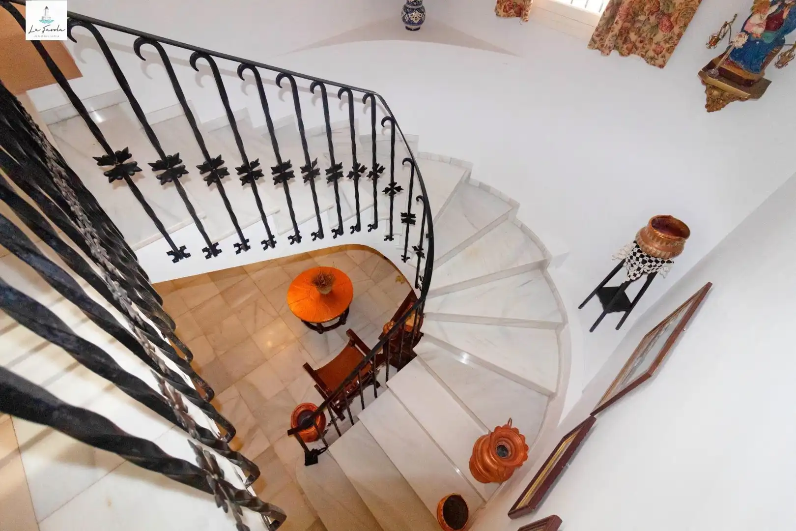 Houses for sale in Archidona  with Private garden, Terrace and Balcony