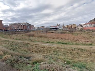 Terrenos y solares en venta en U.E MARGARITA 1