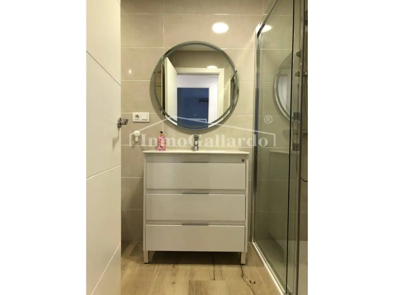 Bathroom of Flat for sale in Málaga  with Terrace