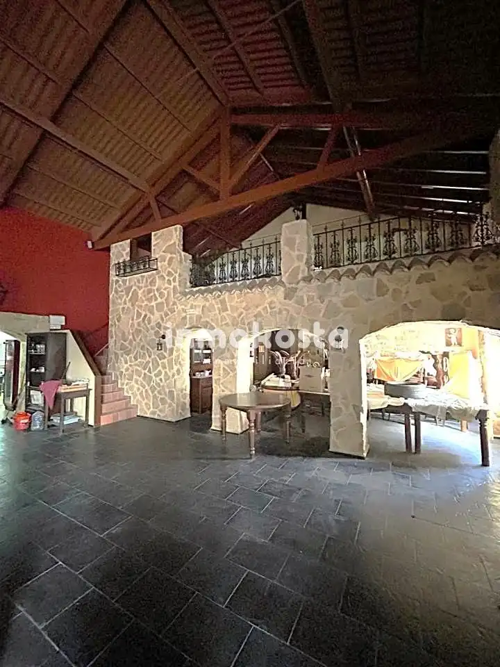 Commercial properties for sale in Villajoyosa / La Vila Joiosa  with Air Conditioner