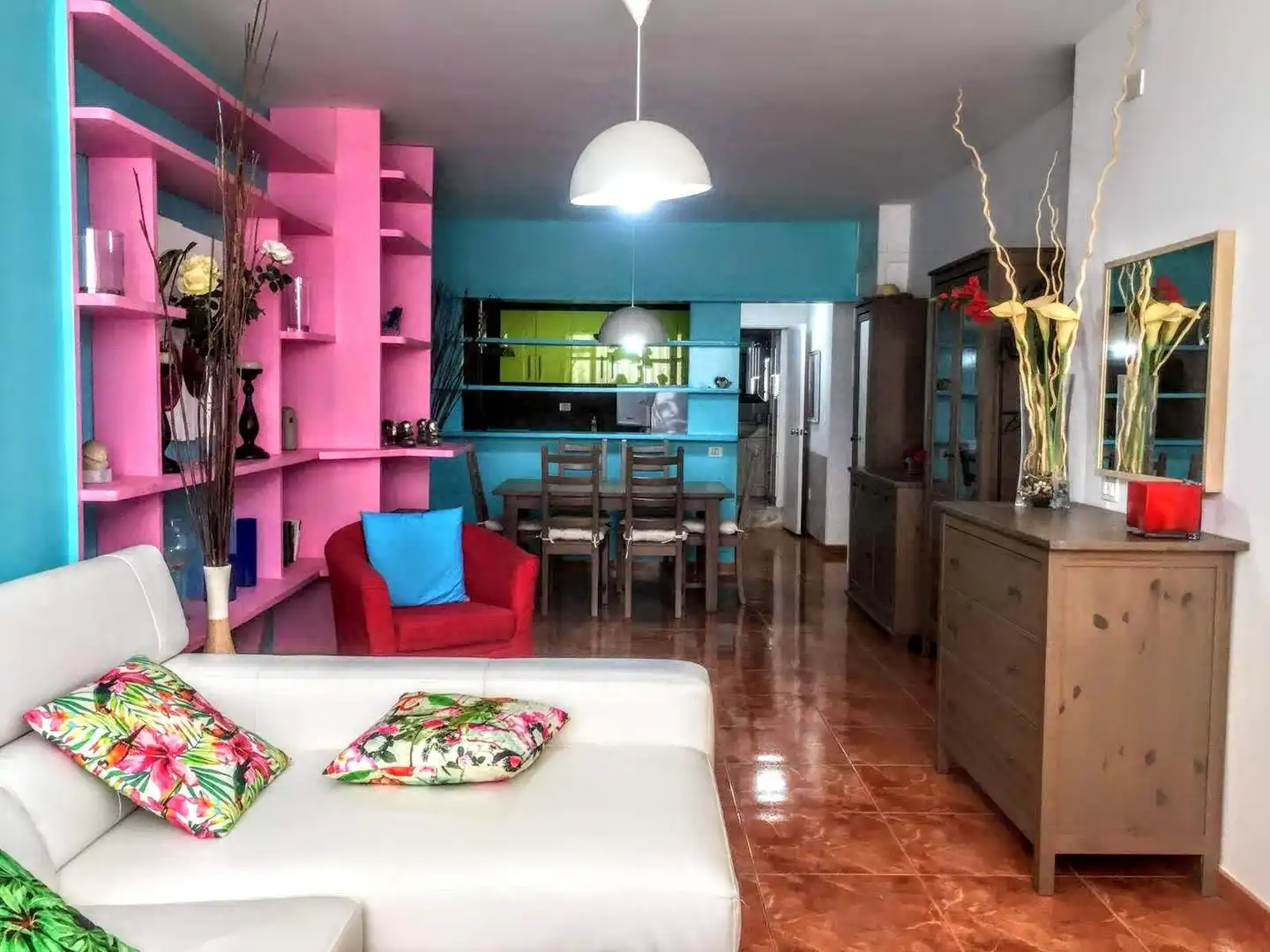 Wohnzimmer von Wohnungen zur Miete in San Bartolomé de Tirajana mit Klimaanlage, Privatgarten und Terrasse