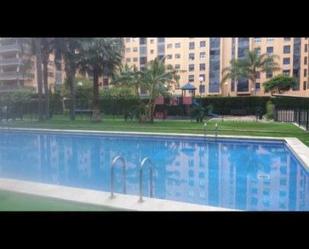 Swimming pool of Flat to rent in  Valencia Capital  with Air Conditioner and Swimming Pool