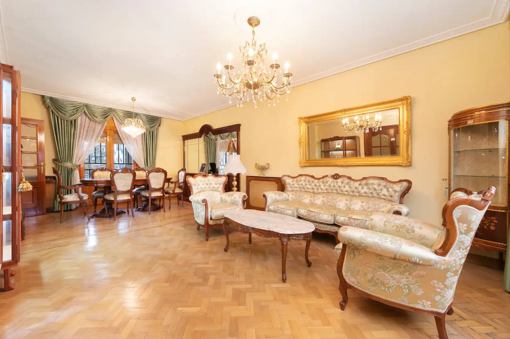 Sala de estar de Casa o chalet en venta en Colmenar Viejo con Calefacción, Parquet y Terraza