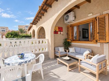 Bungalow con piscina in vendita a Avenida COSTA BLANCA