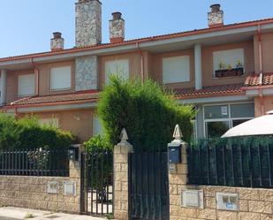 Vista exterior de Casa adosada en venda en Fuentespina