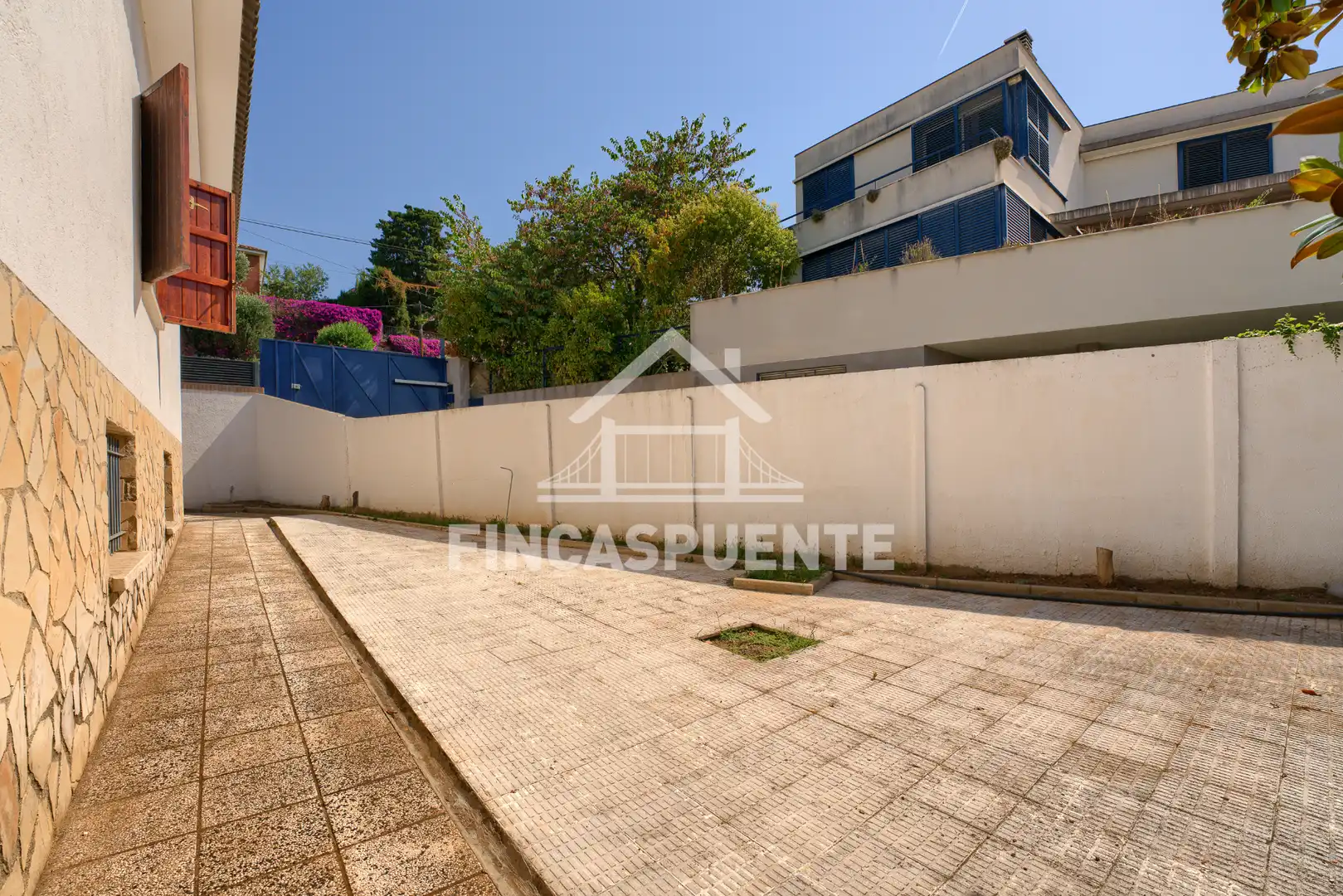 Vista exterior de Casa o chalet en venta en Tiana con Jardín privado, Terraza y Piscina