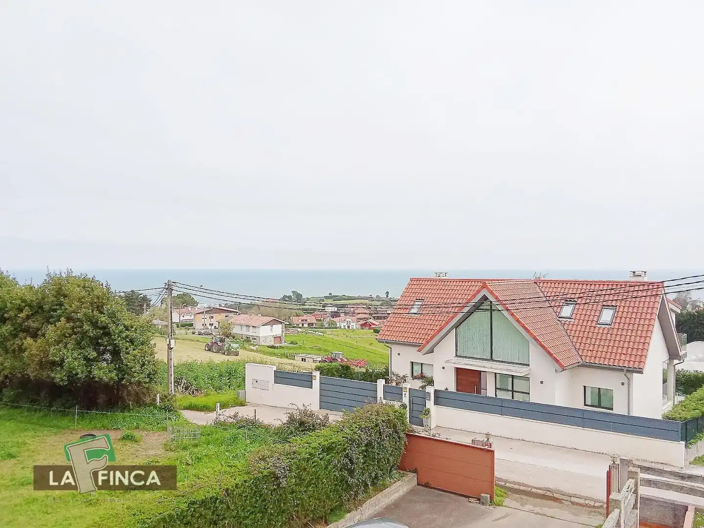 Houses for sale in Gozón  with Heating, Parquet flooring and Terrace