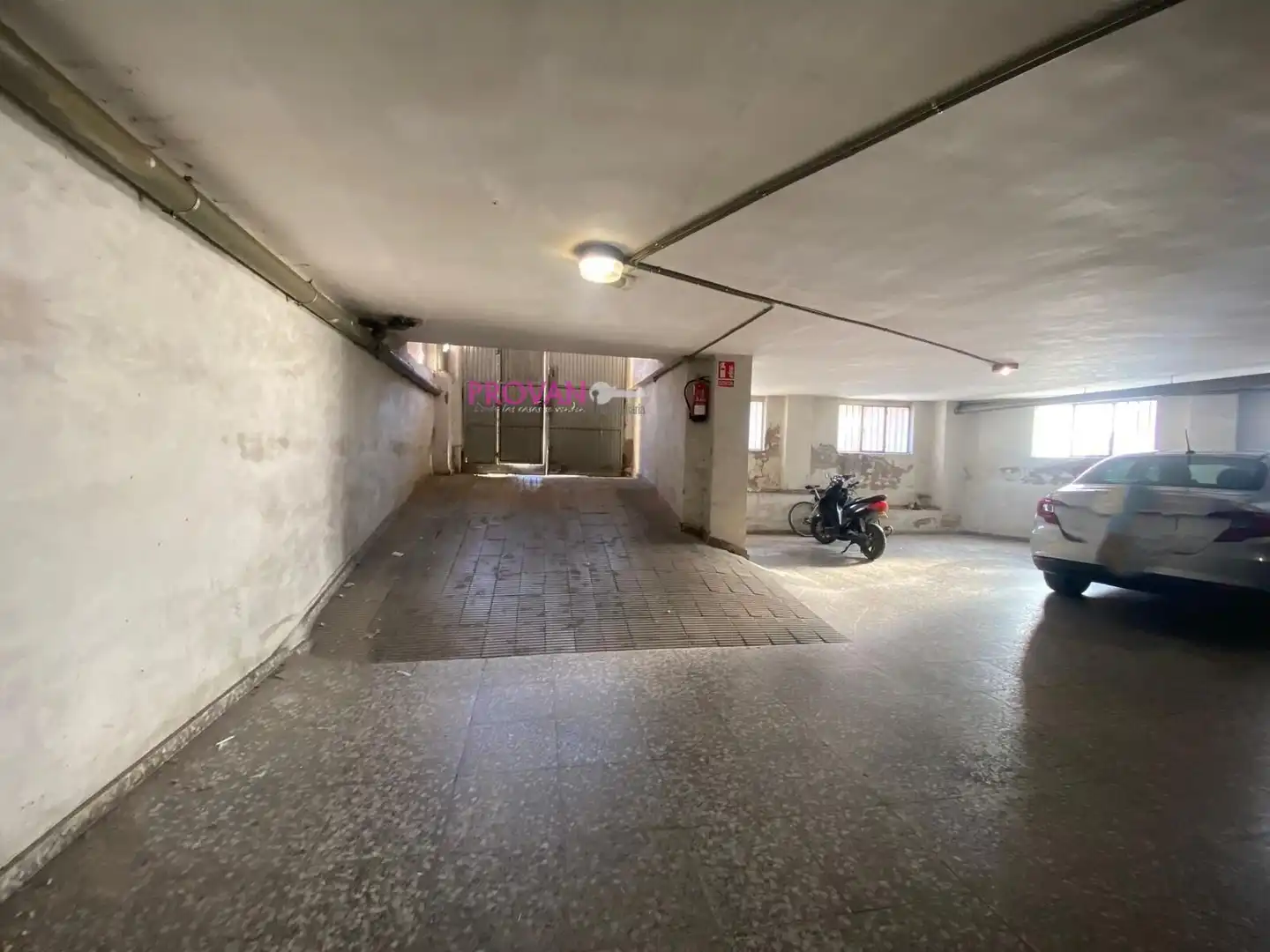 Garaje en venta en Petrer