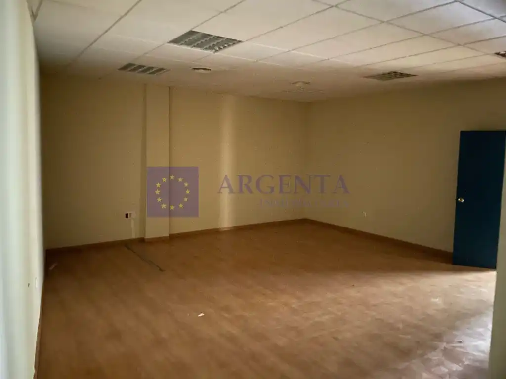 Local comercial en venda a Calle Monaco, imagen 4