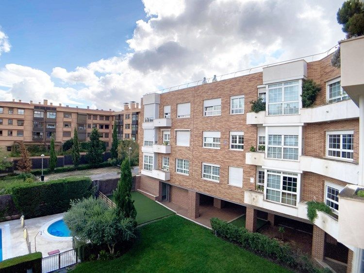 Exterior view of Flat to rent in  Madrid Capital  with Air Conditioner, Heating and Parquet flooring