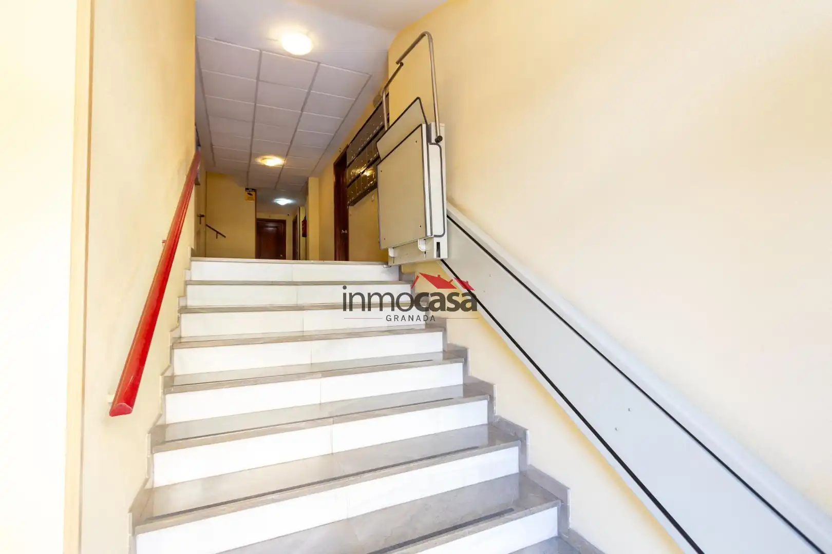 Piso en venta en Armilla con Trastero