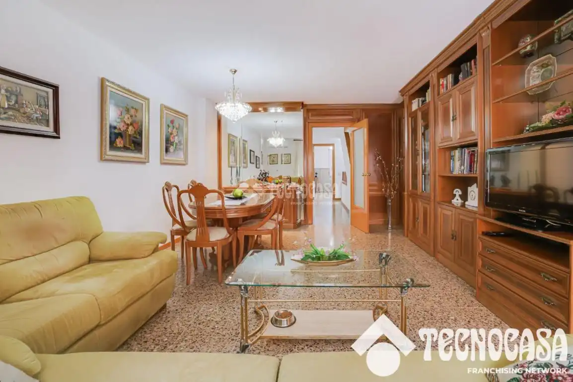 Living room of Flat for sale in Sant Boi de Llobregat  with Air Conditioner, Heating and Terrace